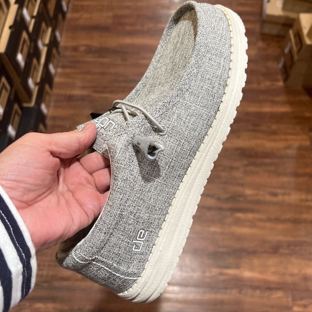 Hey Dude linen iron